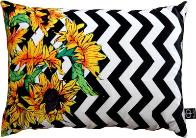 Casa Padrino Luxury Decorative Pillow Virginia Sunflowers Black / White / Multicolored 35 x 55 cm - Finest velvet - Living room Pillows Casa Padrino Luxury Decorative Pillow Virginia Sunflowers Black / White / Multicolored 35 x 55 cm - Finest velvet - Living room Pillows