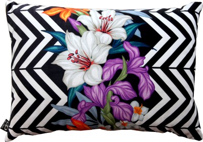 Casa Padrino Living Room Pillow Georgia Flowers Black / White / Multicolor Lily 35 x 55 cm - finest velvet fabric - luxury decoration accessories Casa Padrino Living Room Pillow Georgia Flowers Black / White / Multicolor Lily 35 x 55 cm - finest velvet fabric - luxury decoration accessories