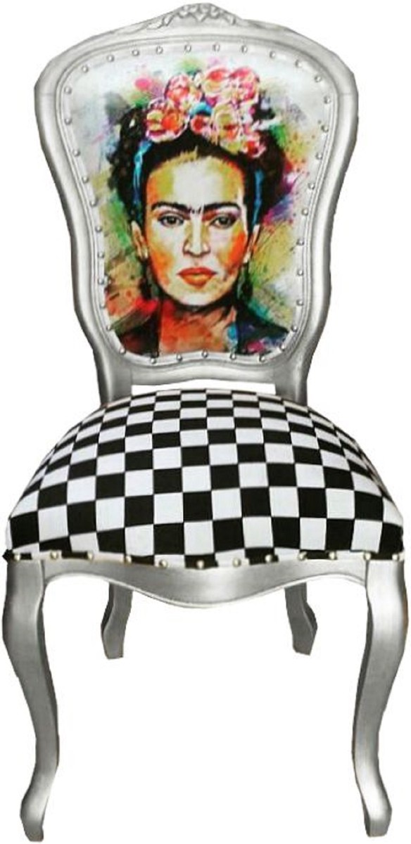 Casa Padrino Conjunto de Sillas de Comedor Barroco de Lujo Madmoisell Plata / Multicolor 55 x 54 x H. 103 cm - 4 Sillas de Comedor Hechas a Mano con Diamantes de Imitación - Muebles de Comedor Barrocos Casa Padrino Conjunto de Sillas de Comedor Barroco de Lujo Madmoisell Plata / Multicolor 55 x 54 x H. 103 cm - 4 Sillas de Comedor Hechas a Mano con Diamantes de Imitación - Muebles de Comedor Barrocos