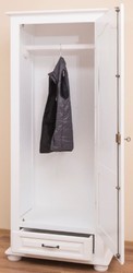 casa padrino landhausstil massivholz kiefernholz schlafzimmerschrank kleiderschrank mit tür und schublade schlafzimmer hotel möbel  