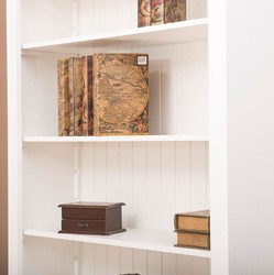 Casa Padrino cabinet des livres / armoire étagère style campagnard blanc 110 x 39 x H. 210 cm - Armoire de Salon avec 2 Portes Casa Padrino cabinet des livres / armoire étagère style campagnard blanc 110 x 39 x H. 210 cm - Armoire de Salon avec 2 Portes