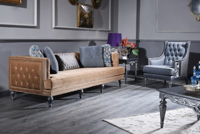 Casa Padrino Divano Chesterfield Barocco di Lusso Beige / Argento 250 x 92 x H. 85 cm - Mobili Barocchi Casa Padrino Divano Chesterfield Barocco di Lusso Beige / Argento 250 x 92 x H. 85 cm - Mobili Barocchi
