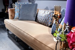 Casa Padrino Luxury Baroque Chesterfield Sofa Beige / Silver 250 x 92 x H. 85 cm - Baroque Furniture