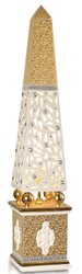 Casa Padrino lampada da terra di lusso obelisco bianco / oro 22 x 22 x H. 105 cm - Lampada da Terra in Ceramica Dipinta a Mano con Cristallo Swarovski - Lampada di Lusso