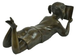 Casa Padrino figura di bronzo di lusso ragazza sdraiata leggendo bronzo 22 x 60 x H. 27 cm - Scultura in Bronzo - Deco Figura - Accessori Deco