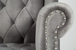 Casa Padrino Sillón con respaldo alto Chesterfield Gris plateado - Sillón con respaldo alto Trone King - Respaldo alto barroco moderno Casa Padrino Sillón con respaldo alto Chesterfield Gris plateado - Sillón con respaldo alto Trone King - Respaldo alto barroco moderno