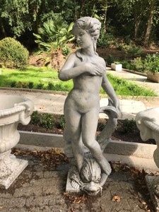 Casa Padrino Art Nouveau Jardin Décoration Sculpture / Statue Fille avec dauphin style antique gris - figure de pierre sculpture de jardin Casa Padrino Art Nouveau Jardin Décoration Sculpture / Statue Fille avec dauphin style antique gris - figure de pierre sculpture de jardin