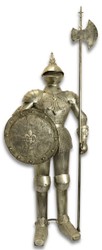 Casa Padrino armatura da cavaliere a ferro con scudo e lancia argento antico H. 242 cm - Decorazione Medievale