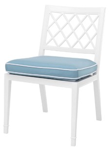 Casa Padrino chaise de salle à manger de luxe blanc / bleu clair 53 x 66 x H. 87 cm - Chaise de Cuisine en Aluminium avec Coussin - Meubles de Salle à Manger