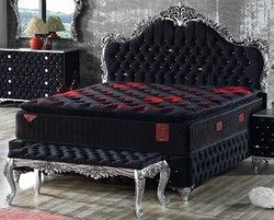Casa Padrino Barock Doppelbett mit Glitzersteinen Schwarz / Silber Baroque Bed