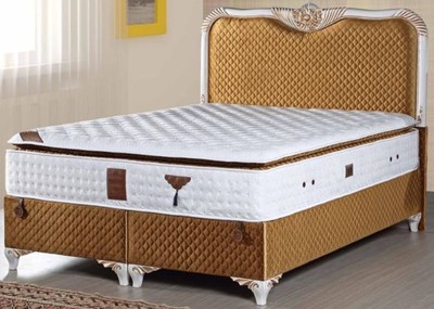 Casa Padrino Barock Doppelbett Gold / Weiß