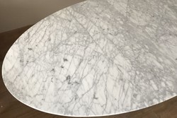 Casa Padrino luxury dining table white / black 200 x 122 x H. 74 cm - Oval kitchen table with Carrara marble table top - Luxury dining room furniture