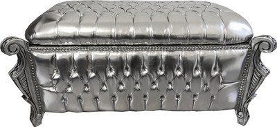 Casa Padrino Barock Truhe Truhen Bank Truhen Sitzbank Hocker Hockerbank Barocktruhe Luxus Truhe Barocktruhe Ottoman Baroque Stool Bench Silber Silver Furniture Interior Möbel Casa Padrino Barock Truhe Truhen Bank Truhen Sitzbank Hocker Hockerbank Barocktruhe Luxus Truhe Barocktruhe Ottoman Baroque Stool Bench Silber Silver Furniture Interior Möbel