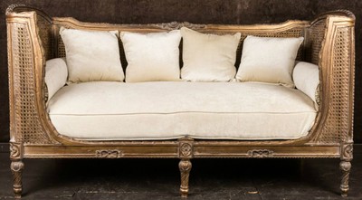 Casa Padrino Luxus Barock Sofa mit Kissen Braun / Elfenbeinfarben 187 x 89 x H. 103 cm - Handgefertigtes Sofa im Antik Stil - Wohnzimmer Möbel