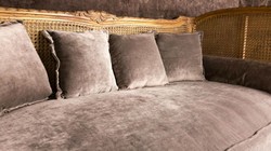 Casa Padrino canapé baroque de luxe avec coussins marron / taupe 187 x 89 x H. 103 cm - Canapé fait main de style antique - Meubles de salon