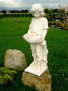 Casa Padrino Art Nouveau escultura niño con gato niños 34 x H 118 cm estilo antiguo - decoración barroca del jardín Casa Padrino Art Nouveau escultura niño con gato niños 34 x H 118 cm estilo antiguo - decoración barroca del jardín