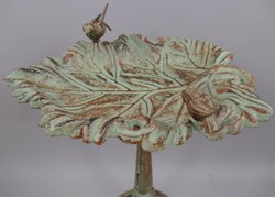Casa Padrino bain d'oiseaux Art Nouveau avec 2 oiseaux décoratifs vert clair / rouille 40 x 34 x H. 61 cm - Décoration de Jardin - Accessoires de Jardin
