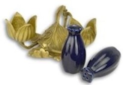 Casa Padrino conjunto de salero y pimentero Art Nouveau de porcelana con soporte azul oscuro / oro 11,7 x 11,4 x A. 8,8 cm - Accesorios para Hoteles y Restaurantes