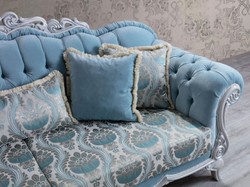 Casa Padrino sofá de salón barroco de lujo con cojines decorativos azul claro / gris 237 x 90 x A. 105 cm - Muebles Barrocos - Noble y Magnífico