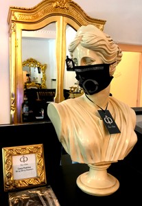 Luxus Maske Casa Padrino Designer Masken Behelfsmaske Nasenmaske Mundschutz Mundmaske Mask Luxury Barock Baroque Bling Bling Glitzersteine Rhinstones Schwarz Silber Silver Black