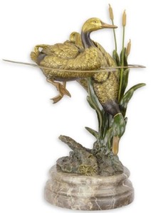 Casa Padrino luxury bronze figure ducks in a pond gold / multicolor / gray 35.8 x 31.6 x H. 51.3 cm - Bronze sculpture with marble base - Living room decoration