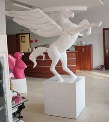 Casa Padrino Luxury Decorative Figure Pegasus Horse White 192 x H. 200 cm - Weatherproof Garden Decoration Sculpture - Hotel & Restaurant Decoration