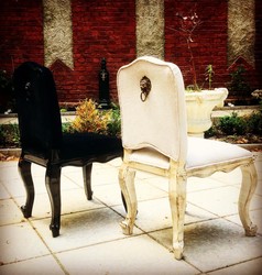 Casa Padrino Luxury Baroque Dining Chair Castle Black 54 x 51 x H. 91 cm - Handmade Kitchen Chair with Brass Lion Handle - Baroque Hotel & Restaurant Furniture