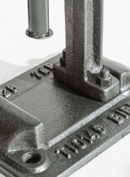 Casa Padrino mesa auxiliar de diseño industrial gris 43 x 35 x A. 46 cm - Mesa de metal de estilo industrial con tablero de madera maciza - Muebles de diseño industrial