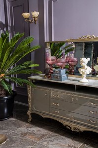 Casa Padrino Luxus Barock Möbel Set Sideboard mit Spiegel Grau / Silber - Prunkvoller Massivholz Schrank mit elegantem Wandspiegel - Möbel im Barockstil