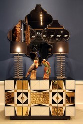 Casa Padrino luxury sideboard black / white / gold 140 x 45 x H. 80 cm - Solid wood cabinet with 4 mirrored doors - Luxury Furniture