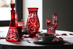 Casa Padrino luxury deco glass vase red / silver Ø 14 x H. 30 cm - Handmade and hand engraved flower vase - Hotel & Restaurant Accessories - Luxury Quality
