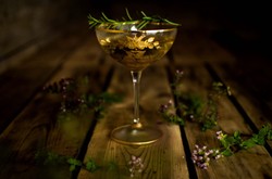 Casa Padrino ensemble de 6 verres à champagne baroque de luxe or Ø 11,5 x H. 16 cm - Verres à champagne faits et gravés à la main - Accessoires pour Hôtels et Restaurants - Qualité de Luxe
