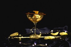 Casa Padrino ensemble de 6 verres à champagne baroque de luxe or Ø 11,5 x H. 16 cm - Verres à champagne faits et gravés à la main - Accessoires pour Hôtels et Restaurants - Qualité de Luxe