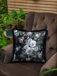 Luxus Designer Deko Kissen mit Fransen Blumen Design Schwarz Mehrfarbig Luxury Designer Decorative Pillow with Fringes Flowers Design Black Multicolor