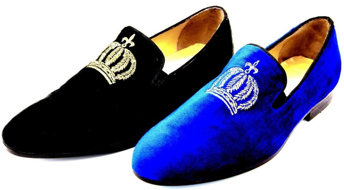 Pompöös by Casa Padrino Luxus Samt Slipper Krone Royalblau / Gold - Verschiedene Schuhgrößen - designed by Harald Glööckler