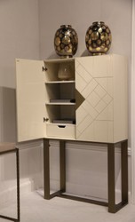 Casa Padrino armoire de salon design crème / laiton 100 x 40 x H. 180 cm - Meubles de Salon - Qualité de Luxe
