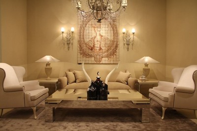 Casa Padrino Luxus Barock Deko Wandgemälde Lady Cremefarben / Beige 150 x H. 190 cm - Handgefertigte & Handbemalte Naturstein Mosaik Fliesen - Barock Wanddeko