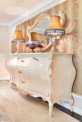 Casa Padrino commode baroque de luxe avec miroir mural crème / or - Armoire en bois massif fait main avec miroir élégant - Magnifique mobilier de style baroque