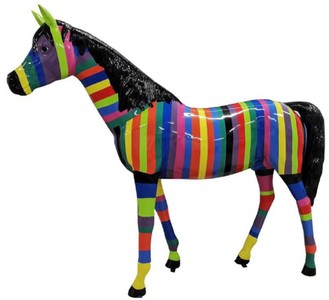 Casa Padrino sculpture décorative design cheval avec rayures colorée 220 x H. 190 cm - Figurine décorative grandeur nature résistante aux intempéries - Décoration de Jardin de Luxe