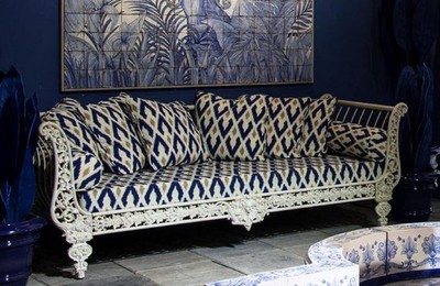 Casa Padrino divano barocco di lusso bianco / blu / oro 212 x 87 x A. 77 cm - Divano in forgiato a mano con cuscini - Divano Soggiorno - Divano da Giardino - Divano Patio - Mobili Barocchi