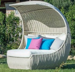 Casa Padrino luxury lounger island with sun roof white 156 x 146 x H. 174 cm - Hand woven weather resistant sun island - Modern garden furniture - Hotel Furniture