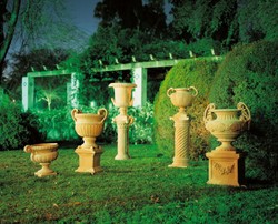 Casa Padrino Pilastro Barocco Terracotta 40 x 40 x A. 120 cm - Colonna Decorativa in Ceramica Fatta a Mano - Decorazione Giardino Terrazza Barocco
