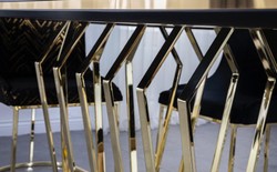 Casa Padrino conjunto de muebles de comedor de lujo negro / oro - 1 Mesa de Comedor y 6 Sillas de Comedor - Muebles de Comedor de Lujo