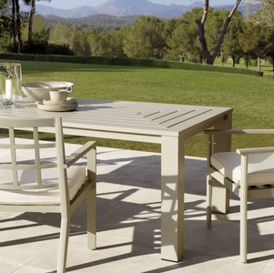 Casa Padrino Luxus Esstisch Sandfarben 240 x 105 x H. 74,5 cm - Wetterbeständiger Aluminium Tisch - Garten Tisch - Terrassen Tisch - Garten Möbel - Terrassen Möbel - Luxus Qualität