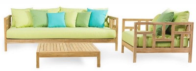 Casa Padrino Luxus Massivholz Gartensofa Naturfarben / Hellgrün 220 x 94 x H. 65 cm - Wetterbeständiges Teakholz Sofa mit Kissen - Garten & Terrassen Möbel - Luxus Qualität