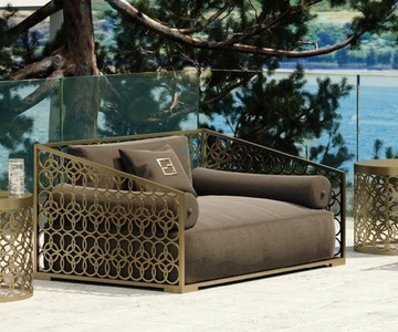 Casa Padrino luxury armchair brown / gold 135 x 109 cm - Handmade armchair with pillows - Living room armchair - Garden armchair - Terrace armchair - Hotel Furniture - Luxury Quality