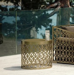 Runder Luxus Designer Garten Terrassen Hotel Pool Tisch Gold Round Luxury Designer Garden Terraces Hotel Pool Table Gold 