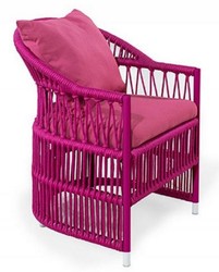 Casa Padrino chaise de jardin de luxe avec accoudoirs violet 56 x 56 x H. 82 cm - Chaise de salle à manger résistante aux intempéries tissée à la main - Meubles chaise de jardin - Qualité de Luxe