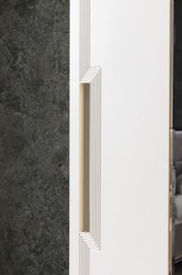 Casa Padrino luxury bedroom cabinet white / gold 260 x 70 x H. 220 cm - Mirrored solid wood wardrobe with 2 sliding doors - Luxury bedroom furniture