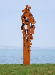 Casa Padrino escultura de jardín de acero de diseño Árbol de monedas óxido 75 x 70 x A. 260 cm - Decoración de jardín hecha a mano resistente a la intemperie